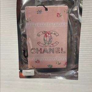 NIB Fashion Air Freshener; Scent floral